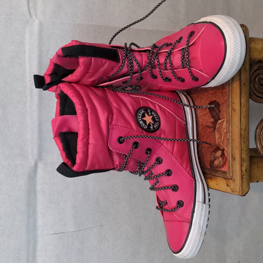 NWOT Converse Chuck Taylor All Star MC High Top Boots, Pink, sz 3 big kid